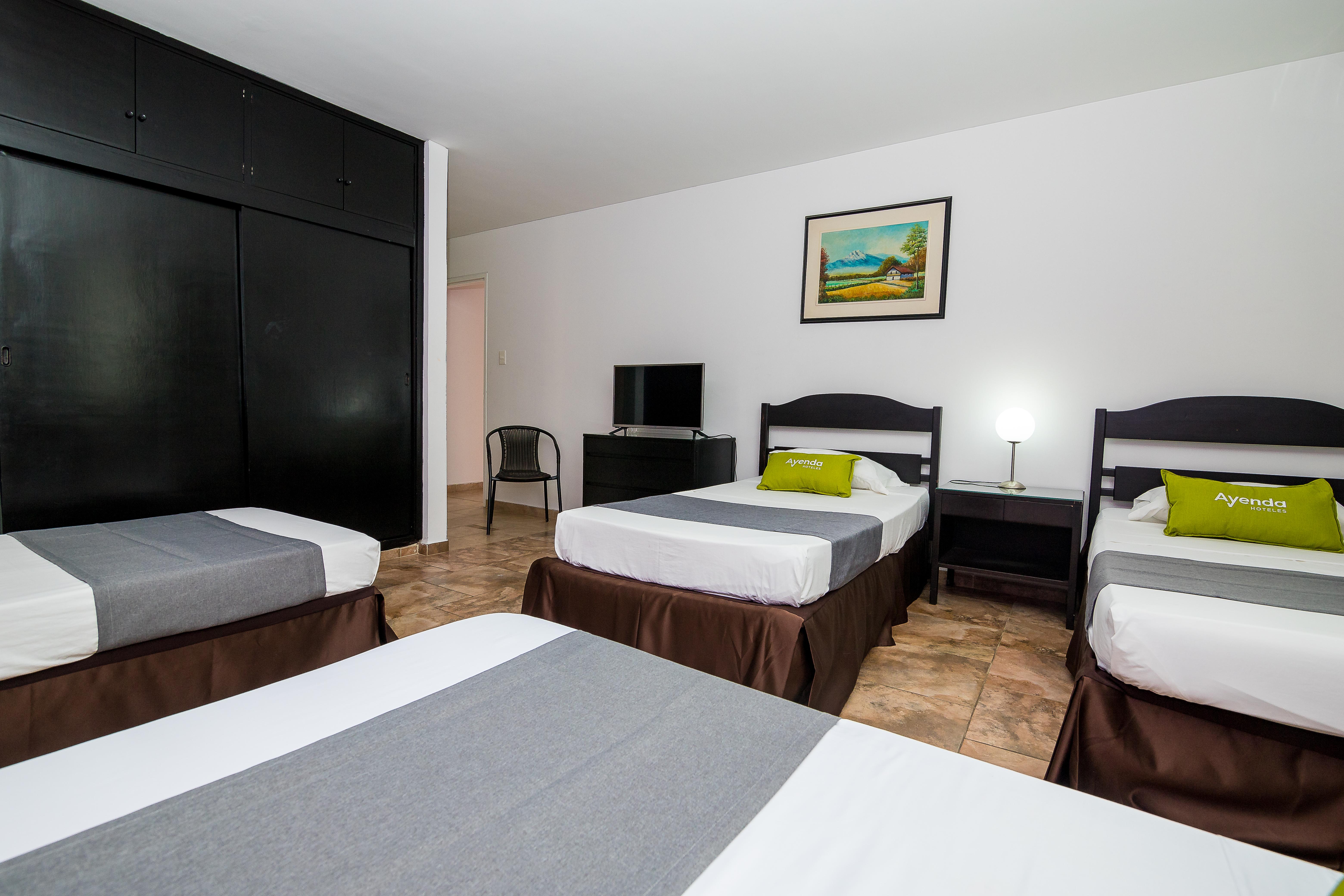 Hotel Americana Cali Esterno foto